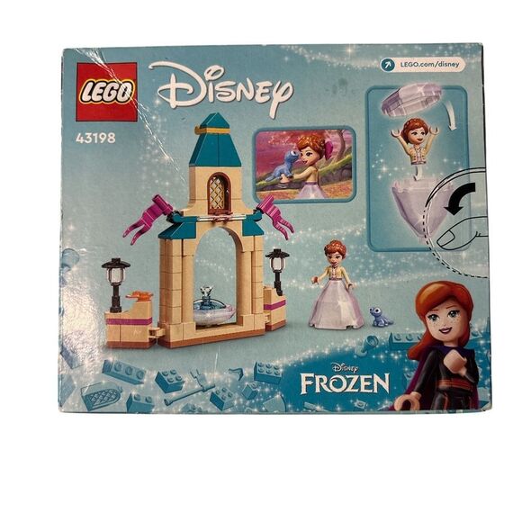 Nwt lego frozen Anna’s castle courtyard 74 pieces-box is a little worn - Picture 2 of 2